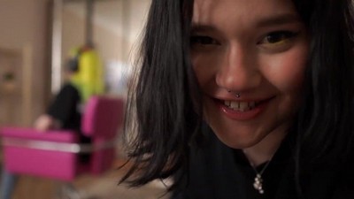 Молодая девушка